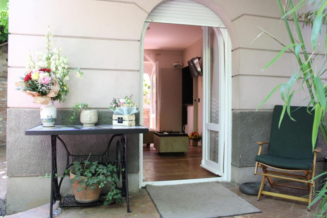 Garden Center Apartment Novi Sad Exterior photo